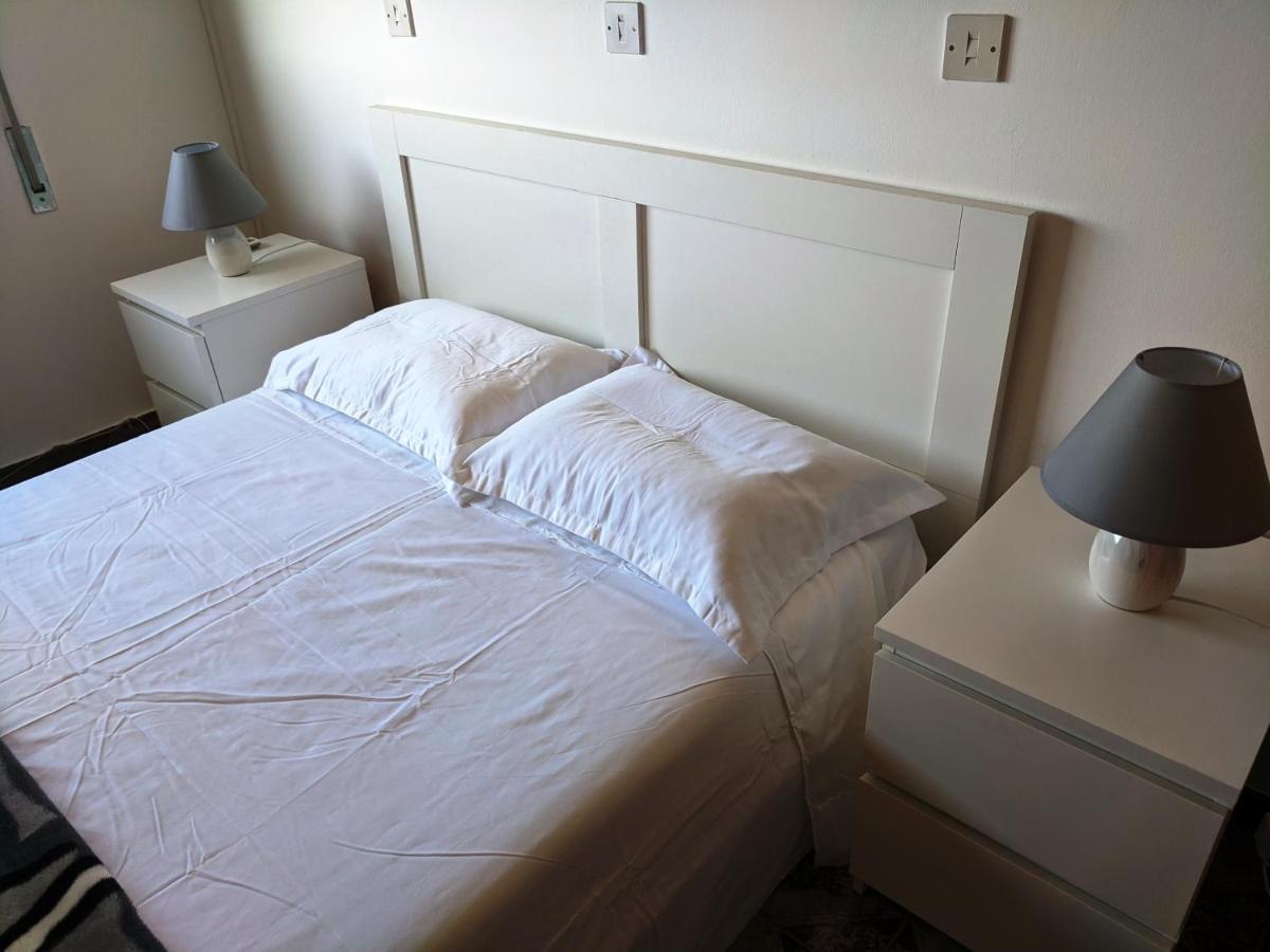 Fantastic 1 Bed Apartment By The Sea Opposite 4 Seasons Limassol Luaran gambar