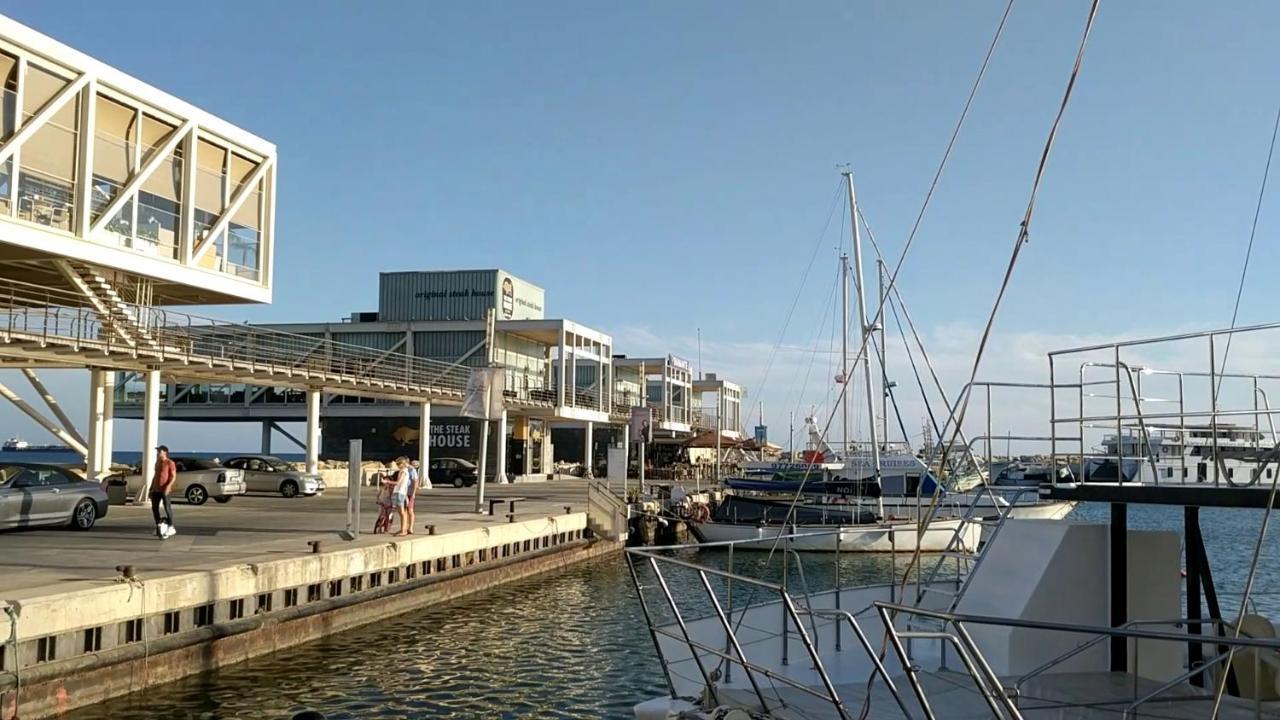 Fantastic 1 Bed Apartment By The Sea Opposite 4 Seasons Limassol Luaran gambar