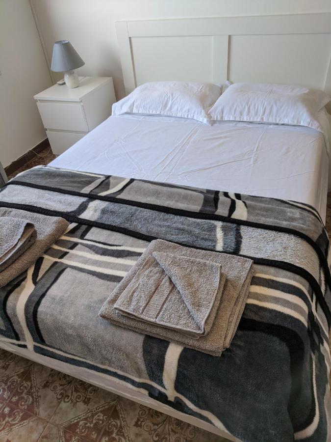 Fantastic 1 Bed Apartment By The Sea Opposite 4 Seasons Limassol Luaran gambar